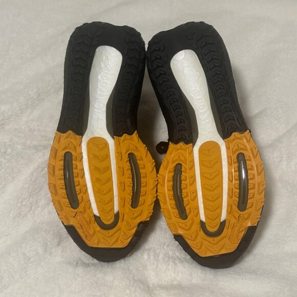 ADIDAS Ultraboost Light GTX W size 8 - Picture 5 of 7